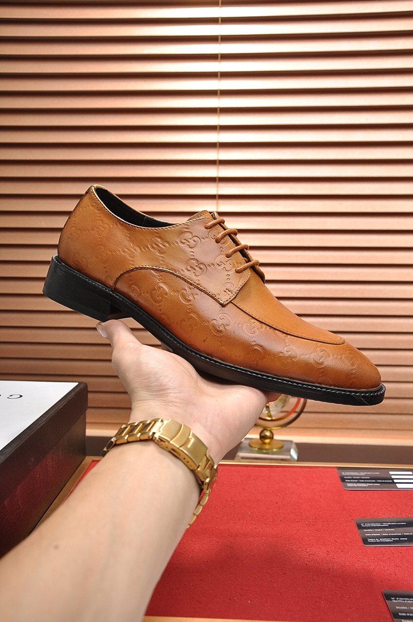 Gucci Cap-Toe Lace-Up Dress Shoes — side