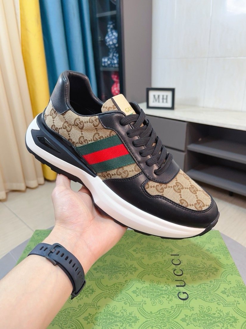 微商相册测试鞋子-Gucci Black and Beige Low-Top Sneakers — side