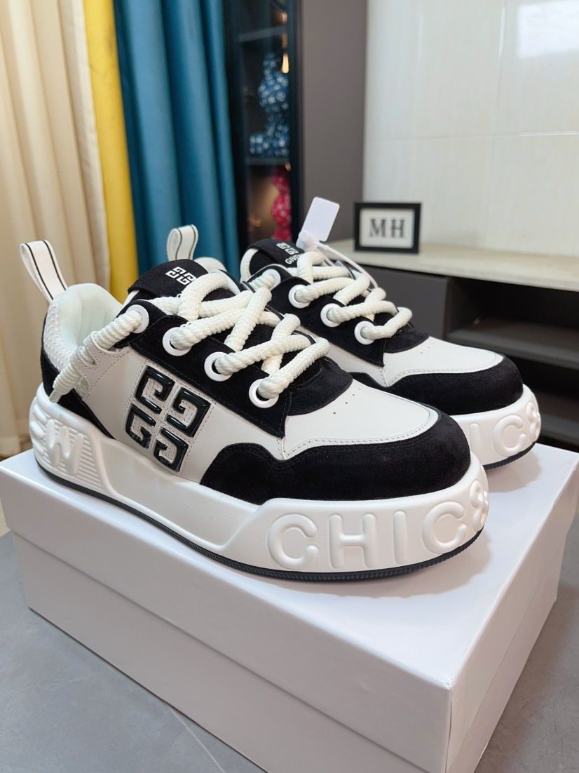 Givenchy Contrast-Panel Low-Top Sneakers — hero