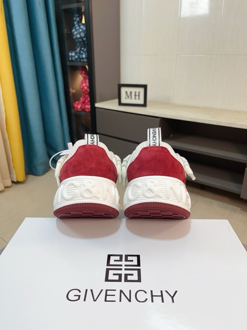 Givenchy Contrast-Panel Low-Top Sneakers — front
