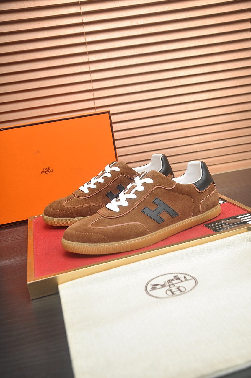 Hermès H-Appliqué Low-Top Sneakers — front