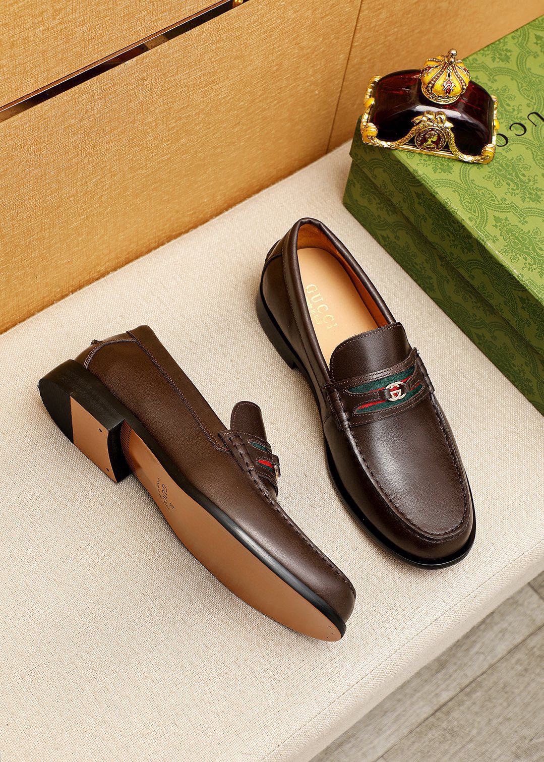 Gucci Leather Web Detail Loafers — side