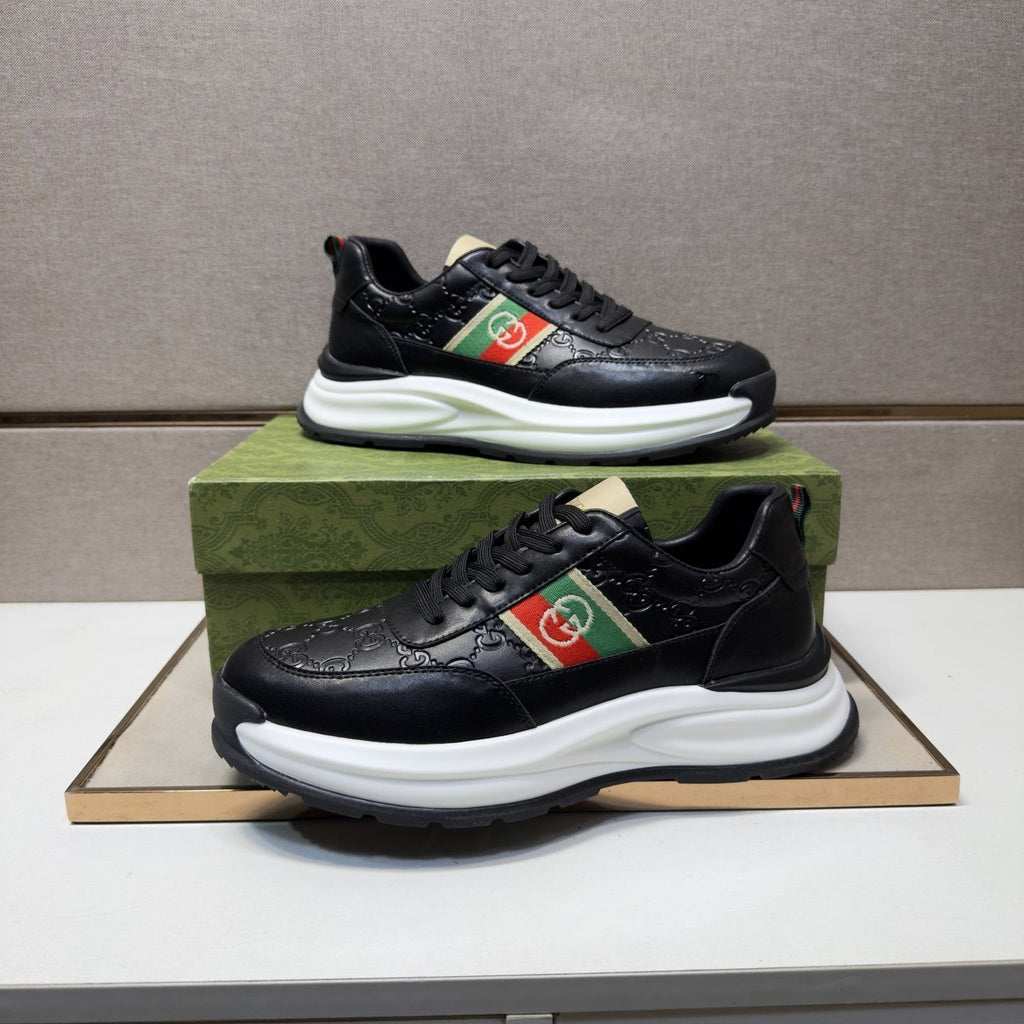 Gucci White Stripe Low-Top Sneakers — detail