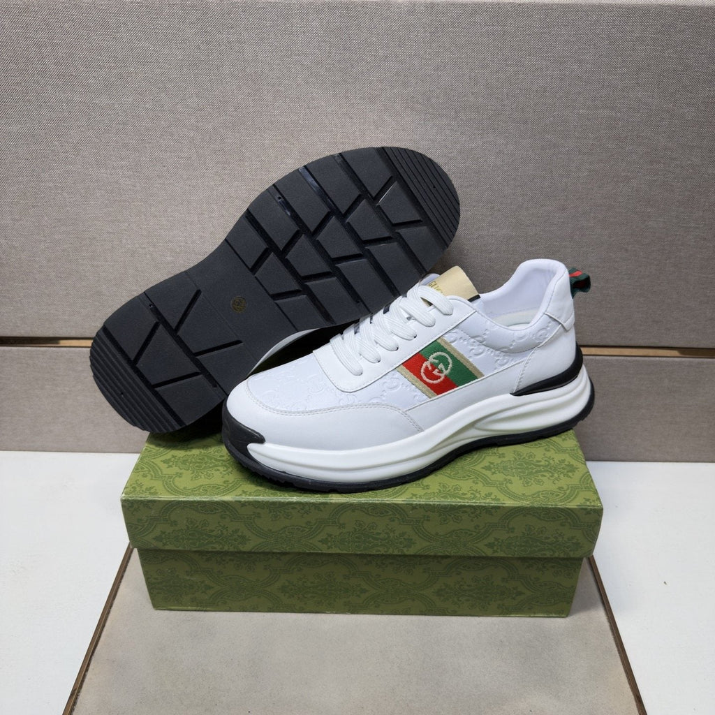 Gucci White Stripe Low-Top Sneakers — detail