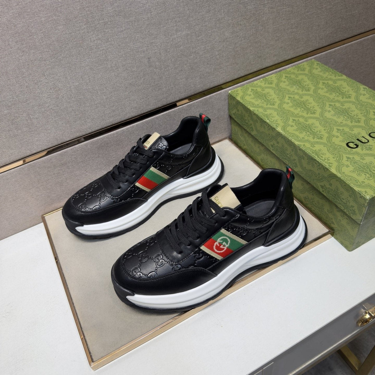 Gucci White Stripe Low-Top Sneakers — front
